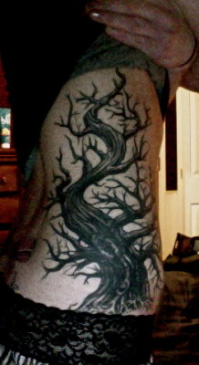 tattooedmafia:  http://obliquatur-inuise.tumblr.com/