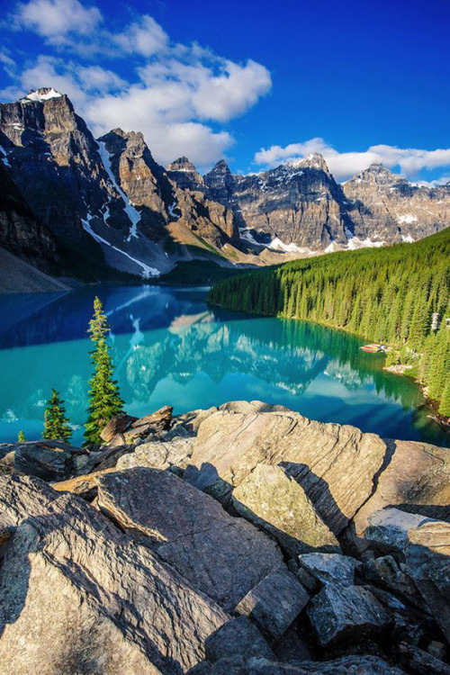 wolverxne:  Rocky of Rockies; Moraine Lake, Canada by Pete Piriya