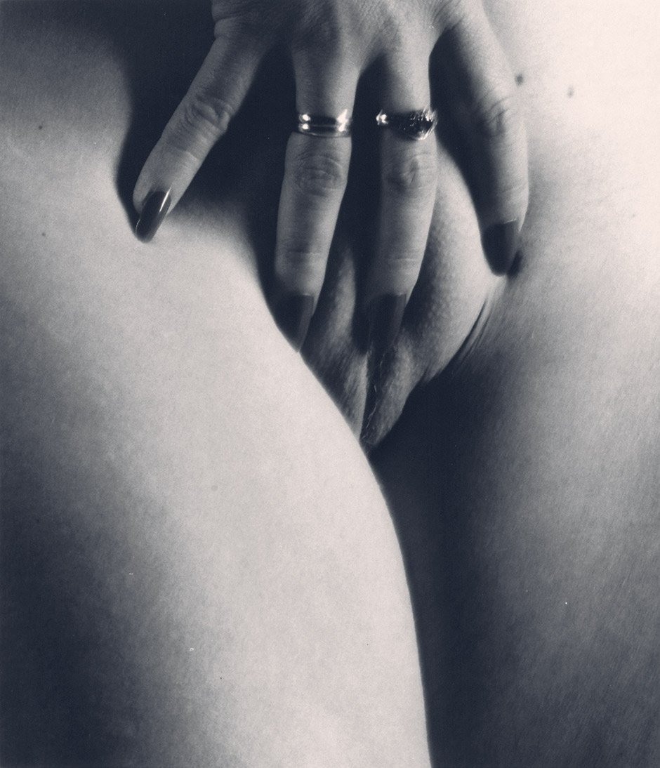 comma22:  Günter Blum Female nude 1996 