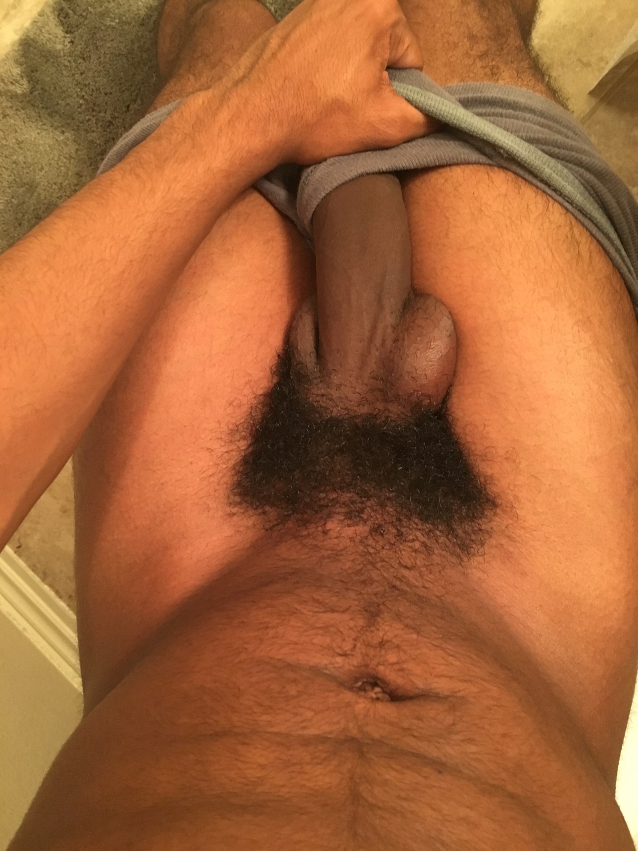 flyboi777:  itsmeboiwonder:  justhanginnn:  🍆   mmmmmmmm  Good dick