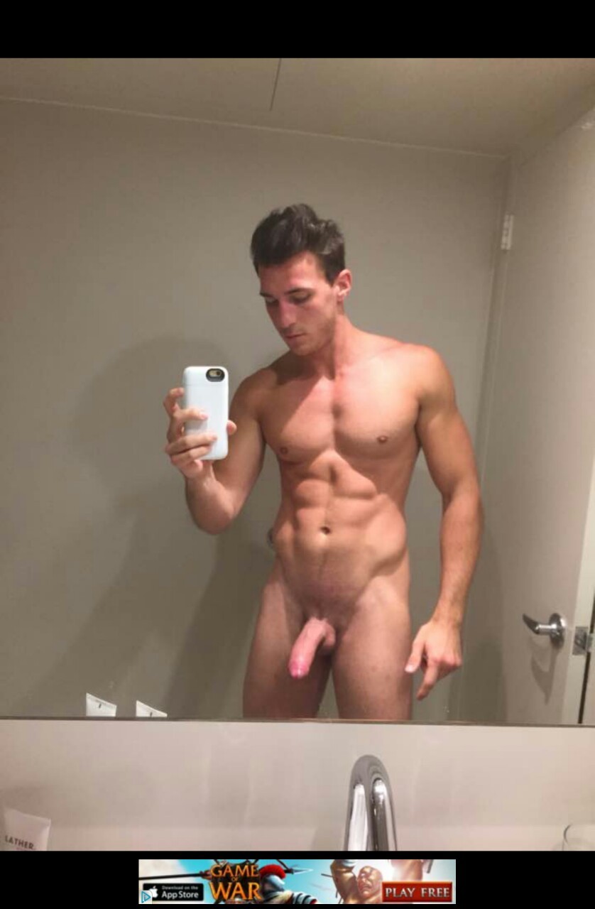 happilysweetfury:  K. benoit 