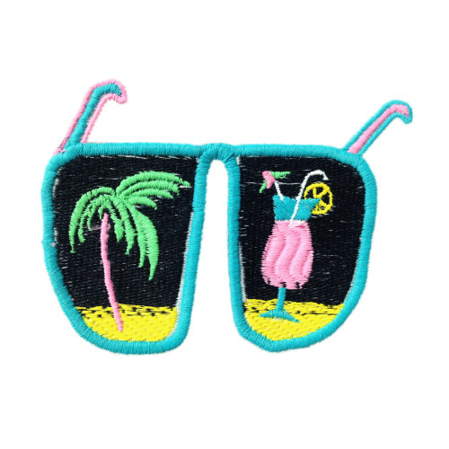 sosuperawesome:  Iron on patches by jesswarbyshop on Etsy • So Super Awesome is also on Facebook, Twitter and Pinterest • 