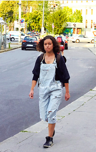 tatianamaslanydaily:  Tatiana Maslany on the set of “Woman in Gold” June 23rd