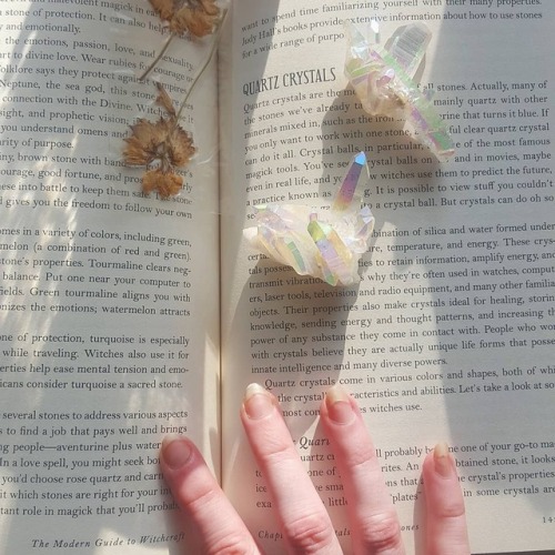 lavenderwaterwitch:my morning reads about crystals - the knowing never ends ✨Instagram – hillaryelis