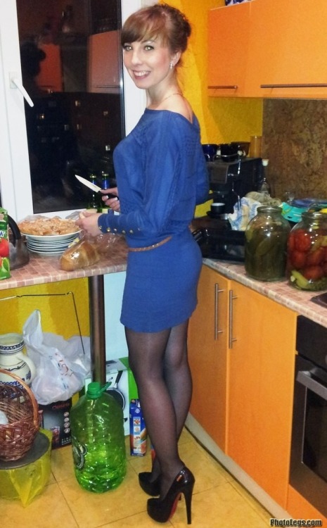 fatalneon:“Girls why don’t you play dress up with your cousin. There are extra tights in the laundry