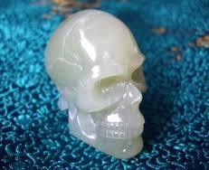 sixpenceee:Gem- Stone Skulls  *Heavy Breathing*