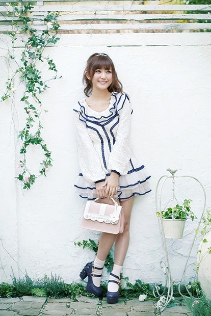 liz-lisa:  Liz Lisa spring newspaper vol 2 
