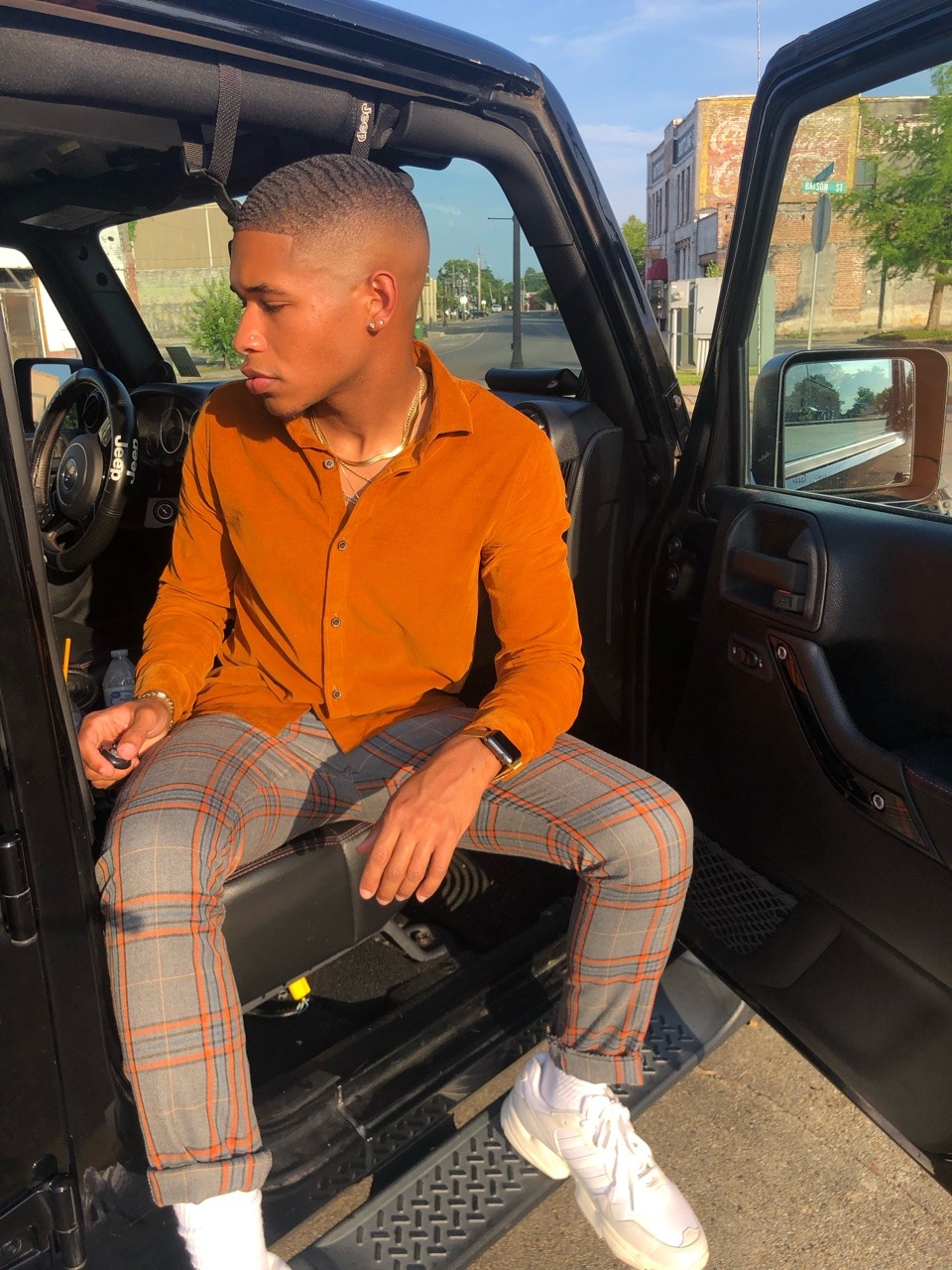 so-dayi:  chancerobinson: 🍊    Trillerz❤️For Free Men❇️     