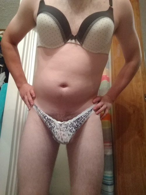 Porn inknpanties: pink-panty-dude:  Which thong photos