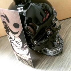 fryingtoilet:Bff @lzakzi  gave me the best ink bottle ever 💀✨ #skull #ink #bottle