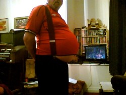 greggystuff:  Somebody commented that I should do an update on my red shirt,, so here it is.