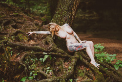 corwinprescott:    “Into the Wild”Hocking Hills, Oh 2016Corwin Prescott - Erica Fett - Full series on Patreon  