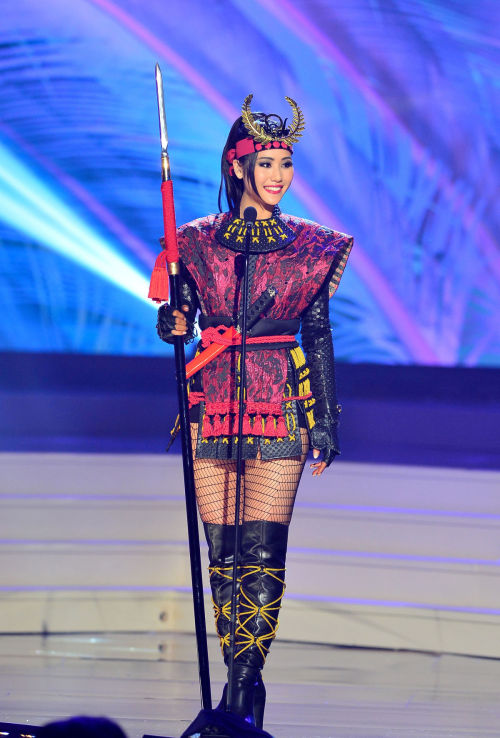 coolthingoftheday: TOP TEN MISS UNIVERSE NATIONAL COSTUMES FROM 2015 1. Miss Trinidad &amp; Toba