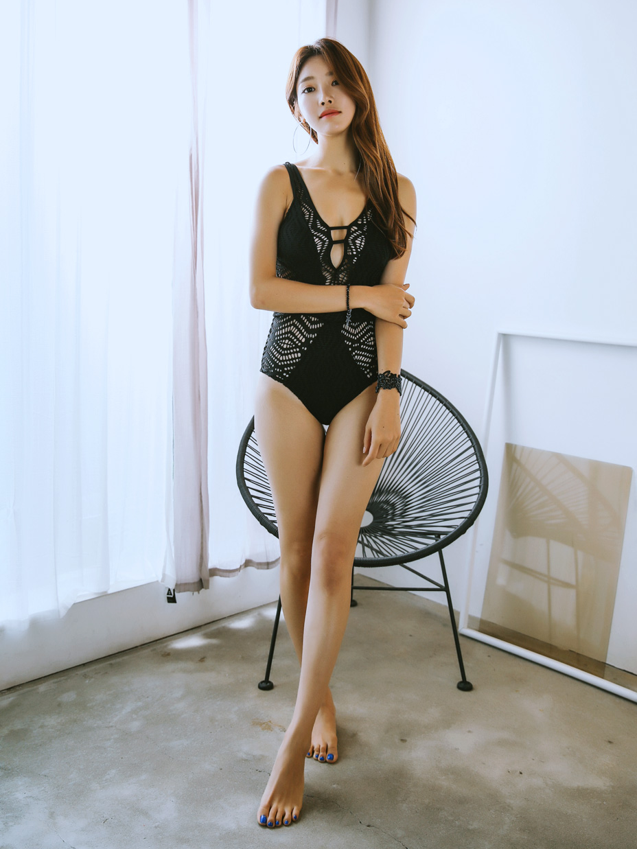 gravure-glamour:  Park Jung Yoon