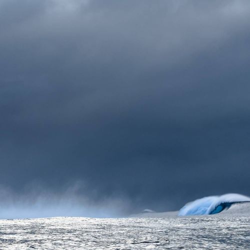 Luces increíbles y tubos de los últimos días. / epic lights and barrels. #hawai