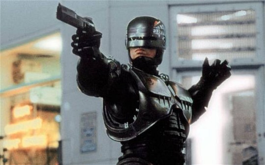 petition to send robocop after the shoplifting fandom