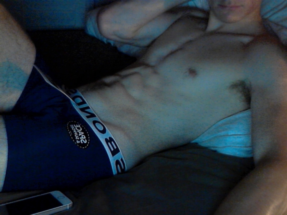 guysemen:♡(pale boys)♡