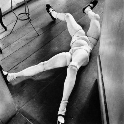 dimshapes:  Hans Bellmer