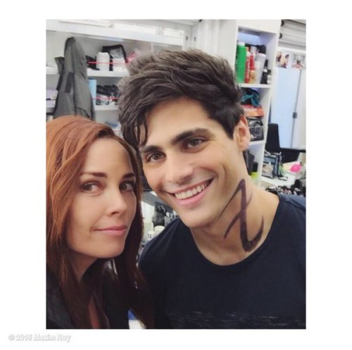 matthewdaddariodaily:  @Mllemaximroy: #tbt to my last day #onset with this nice young fella @MatthewDaddario #Shadowhunters 