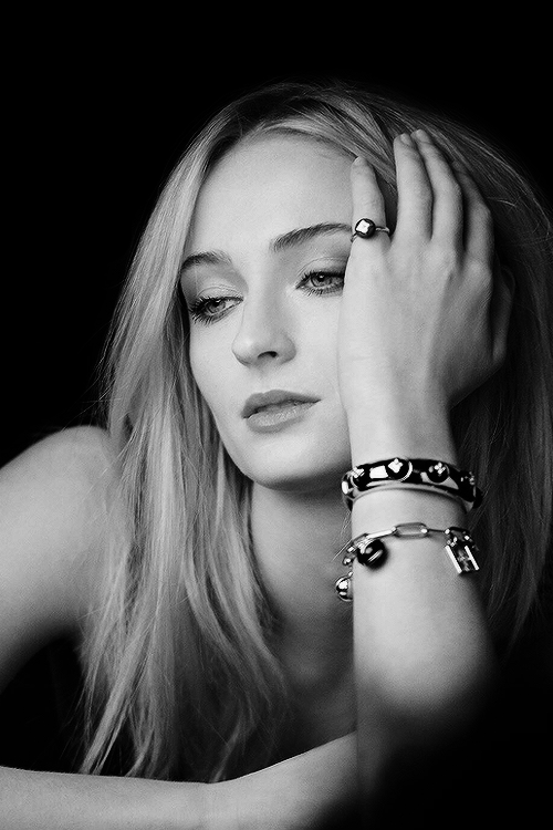 thronescastdaily - Sophie Turner by Craig McDean for Louis...