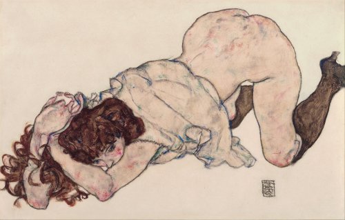 Egon Schiele - Kneeling Girl, Resting on Both Elbows (1917)