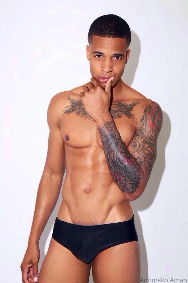 verse-caribbean-dude:  sexyblackmalesoles:  Love a man in a suit…    Fuck With