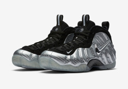 airville:  Official Images Of The Nike Air Foamposite Pro “Silver Surfer”   NIKE AIR FOAMPOSITE PRO “SILVER SURFER”  Color:  Metallic Silver/Black-Metallic Silver  Release Date: March 17th, 2017Price: 趚Images Via: Nike