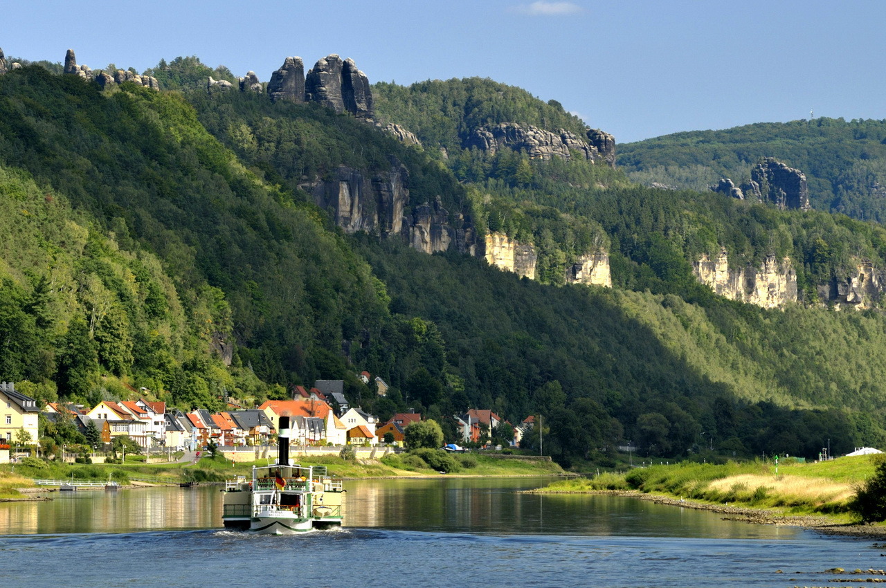 Das schweiz. Саксонская Швейцария Эльба. Sächsische Schweiz Саксонская Швейцария. Национальный парк Эльба Швейцария. Шёнхаузен (Эльба).