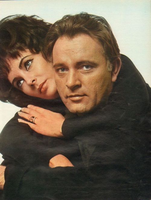  Elizabeth Taylor & Richard Burton 