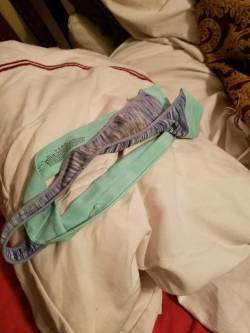 When she leaves her panties on your pillow for you. @bisubmission