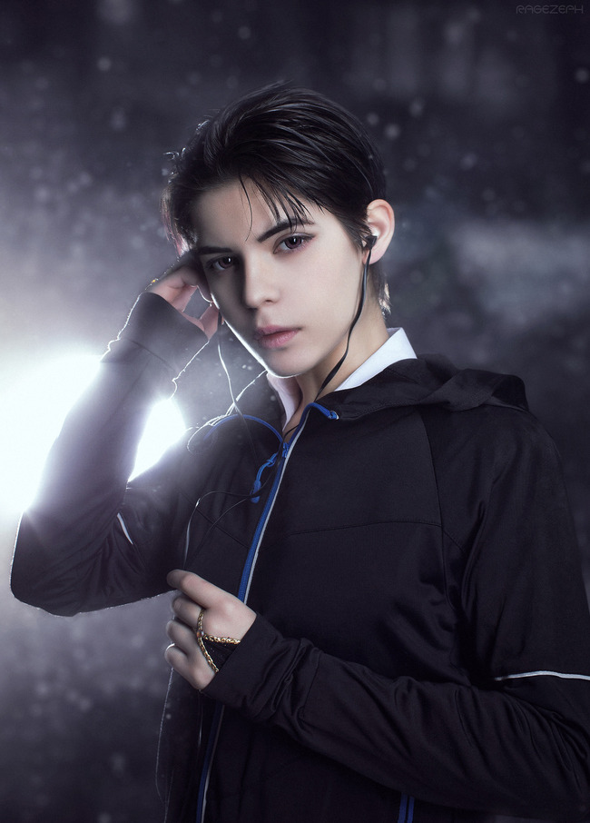 ✨✨ This is amazing!!
✨ Katsuki Yuuri cosplay - Yuri on Ice!
✨✨ Cosplayer: Margareta Hime