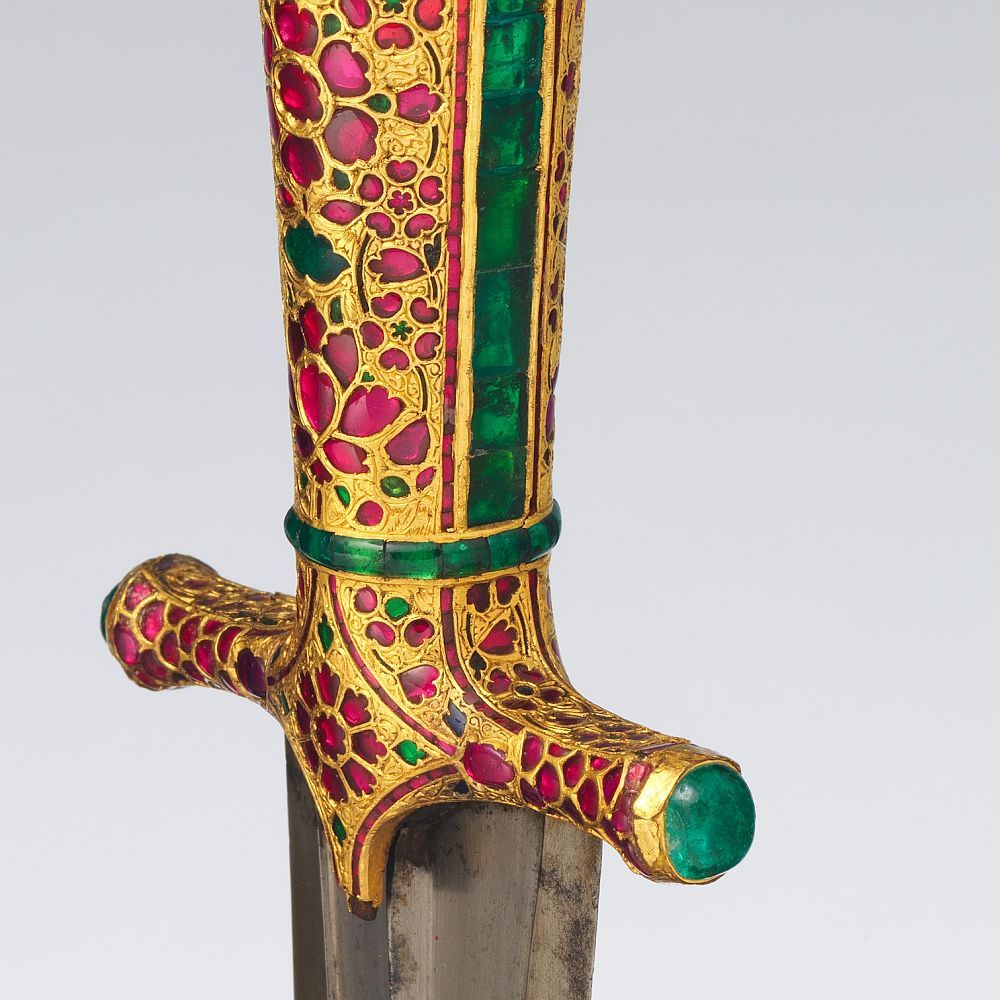 art-of-swords:  Dagger and Sheath Dated: circa 1605–27 Culture: Indian, Mughal