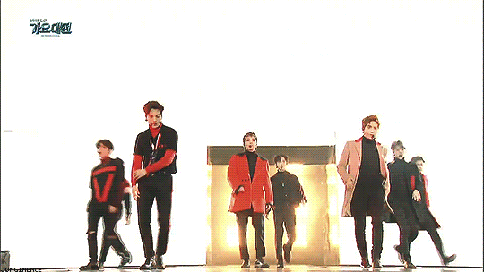 jonginence:  when you and squad are ready to turn up 