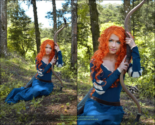 kamikame-cosplay:  Fantastic and cute Merida cosplay by the pretty Angela Bermudez. Photos by Andrés H.