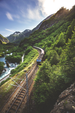 Wnderlst:  Flåm, Norway | Andrew Cawa