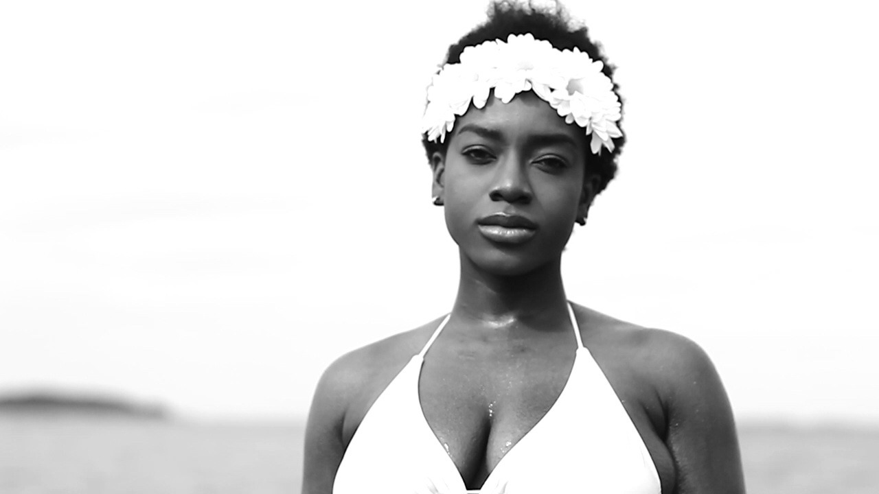 meghanbeda:  Dark skin appreciation day 🍒🍫🍩👸🏿 #fuckyourpaperbag  