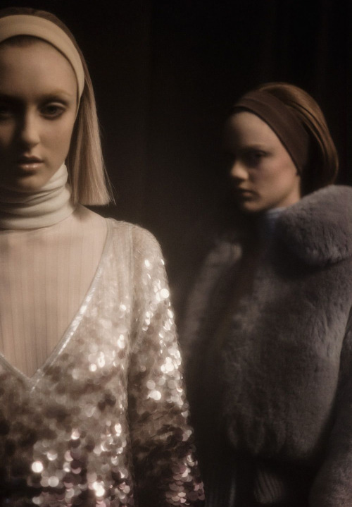 SLFMag - Backstage at Marc Jacobs Fall Winter 2014...