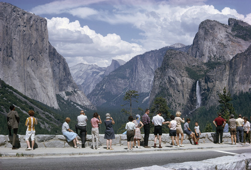 unrar:  Tourists photograph Yosemite’s majestic rock formations, Anthony Stewart.