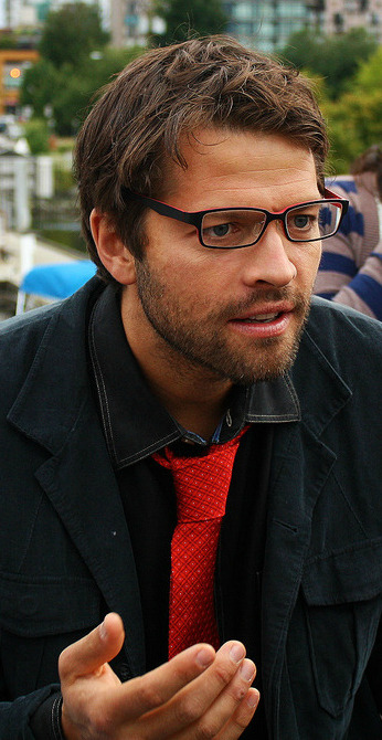 bakerstreetgarrison:  the-winchesters-wayward-assbutt:  Supernatural Cast + Beards