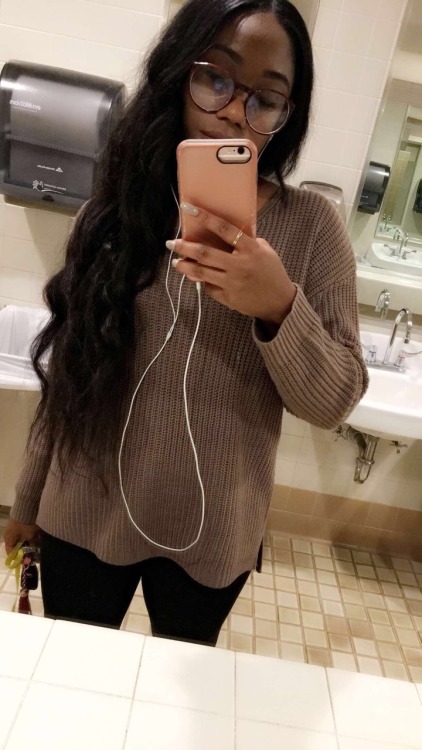 black-is-beauty25:so wus goodiee with this blackout💕