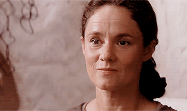 anakinskydala:LADIES OF STAR WARS APPRECIATION WEEKday 5: favorite underrated character→ shmi skywal