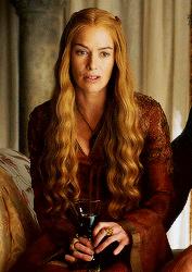 rubyredwisp: Lannister Meme: [¼] costumes/hairstyles → Cersei Lannister