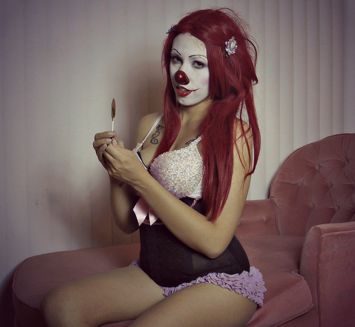 kitziklown:  Love it? See more here:Â https://iwantclips.com/store/10247 Kitzi