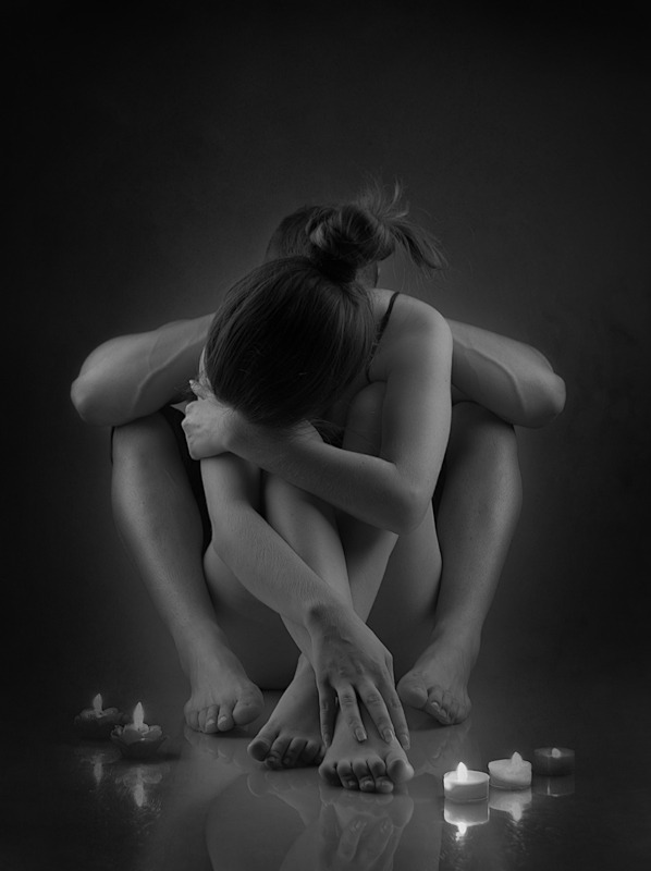 gentlemen-erotic:  Relax under my touch