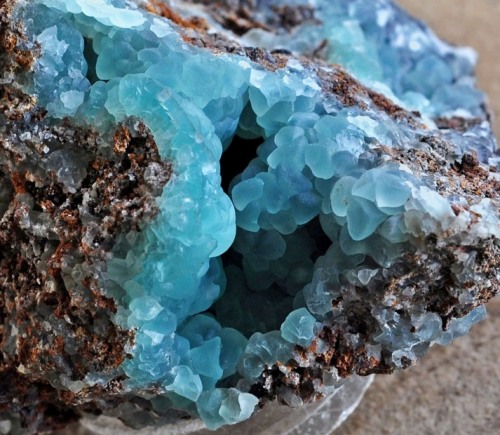 bijoux-et-mineraux: Smithsonite -  San Antonio Mine, Santa Eulalia, Chihuahua, Mexico   &n