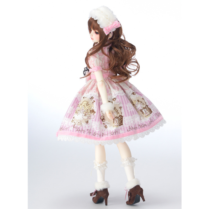 lovemilktea:  BABY the Stars Shine Bright x Volks x Disney collaboration doll! Super