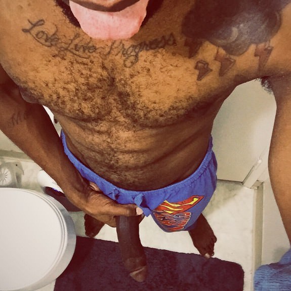 seeker310:  bigdxxk623:  babiboi07:  http://babiboi07.tumblr.com  Damn how i like