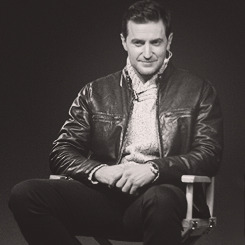 richards-smile - Richard Armitage → Hobbit Q&A in London, Dec...