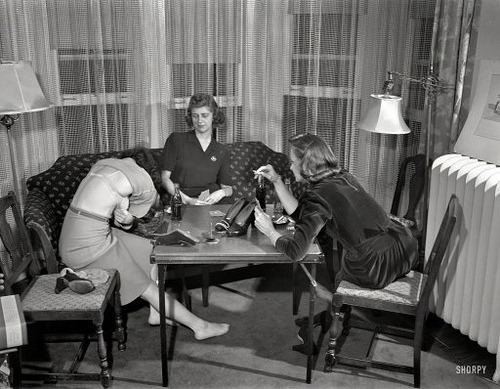 fuckyeahvintage-retro:The Card Game, 1941