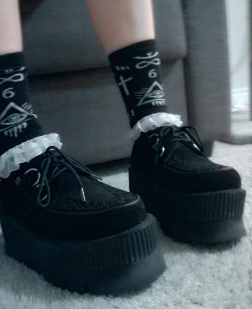 toxicophore:  my new creepers
